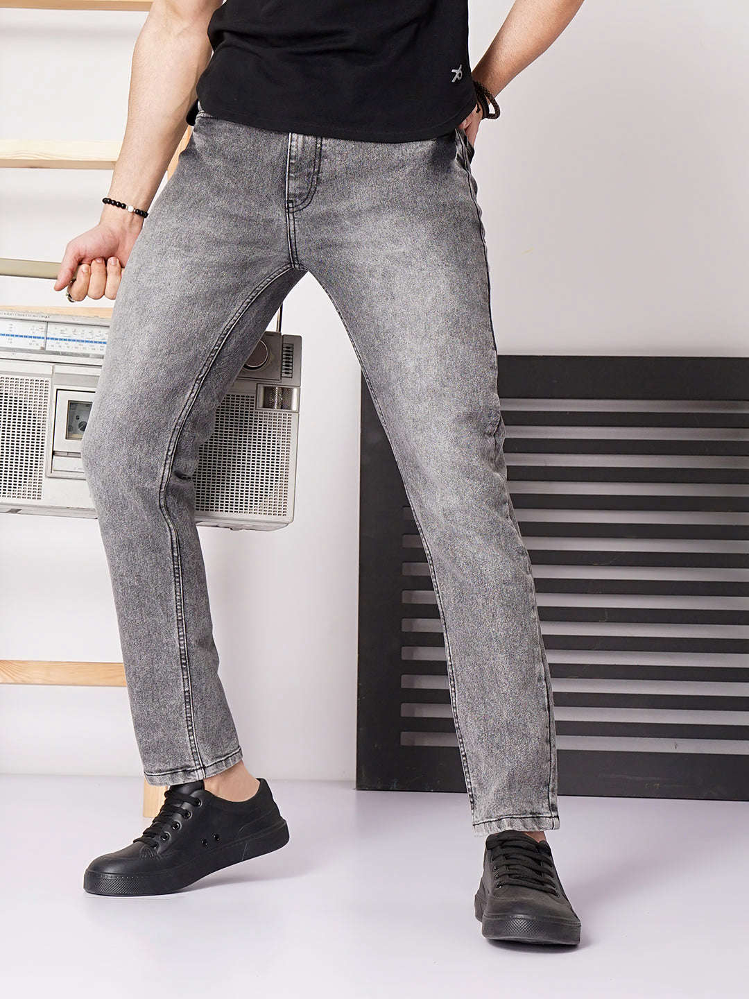 Men's Grey Slim Fit Solid Mid-Rise Jeans