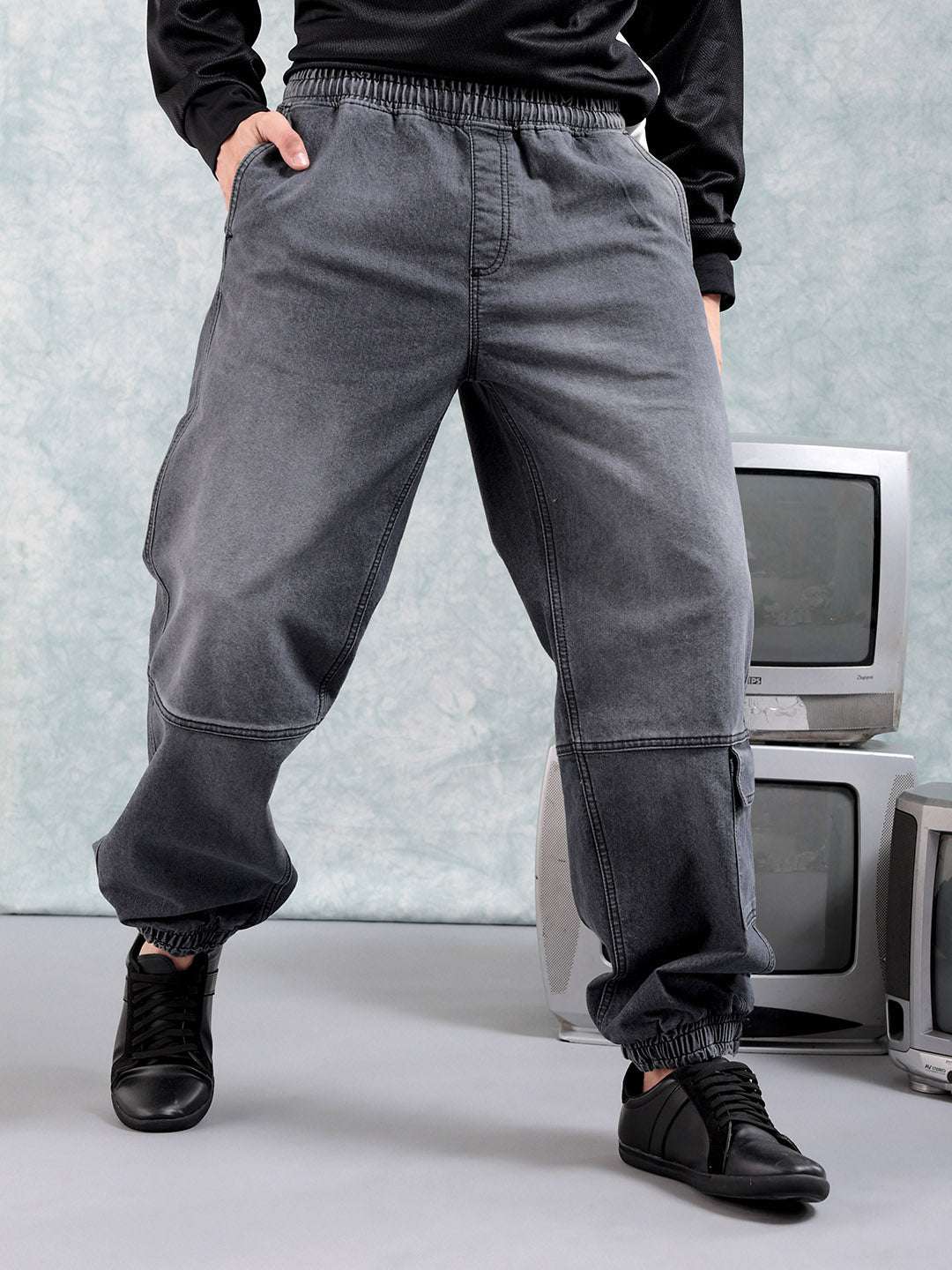 Men's Grey Loose Fit Solid Street Wear Jeans