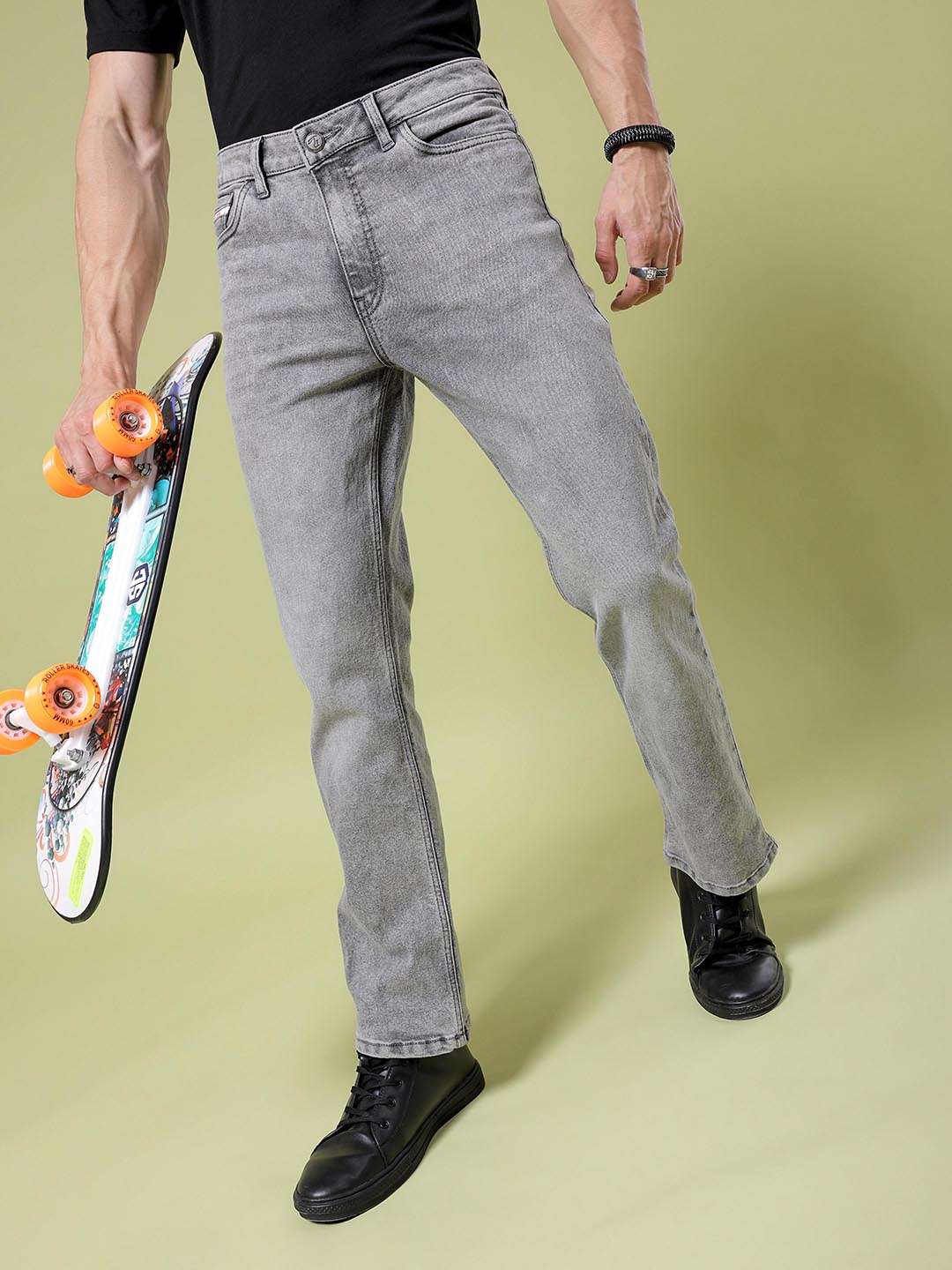 Men's Grey Bootcut Solid Mid-Rise Stretchable Jeans