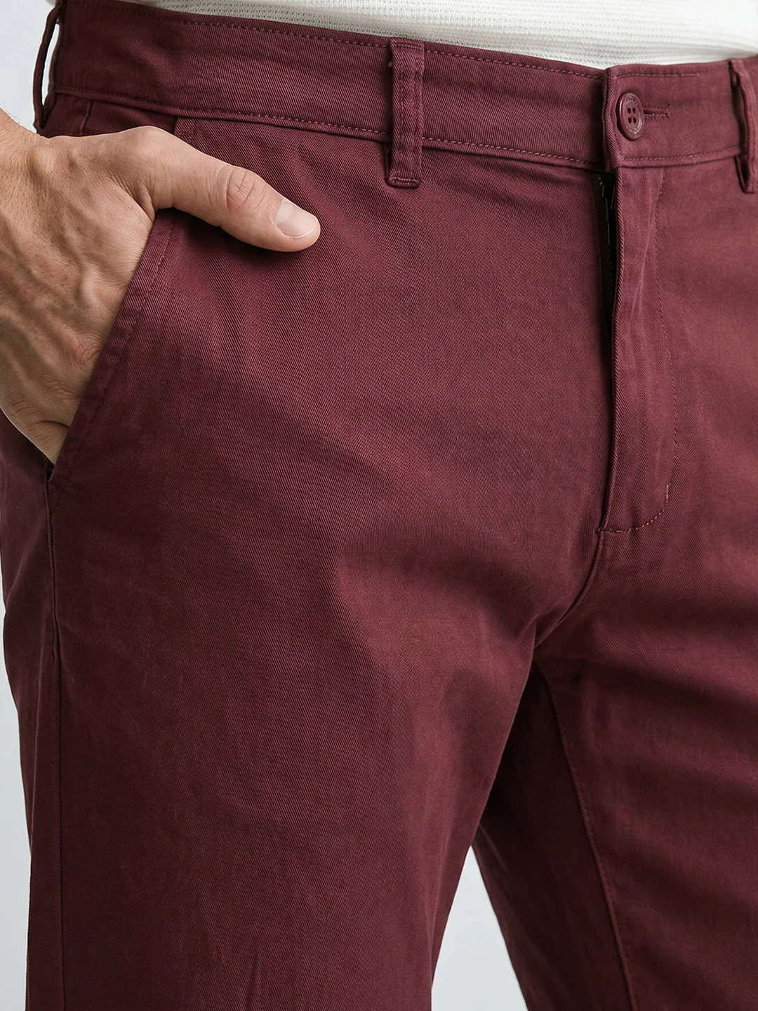 Men's Maroon Slim Fit Solid Chino - Image 3
