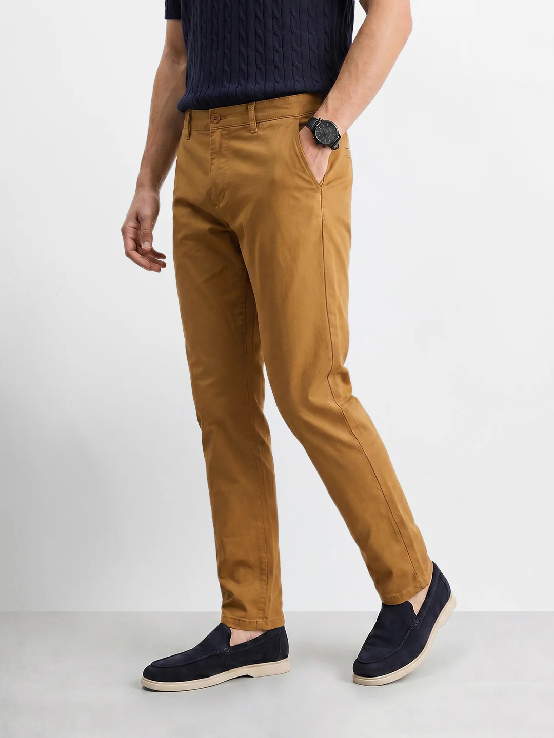 Men's Khaki Slim Fit Solid Chino - Image 4