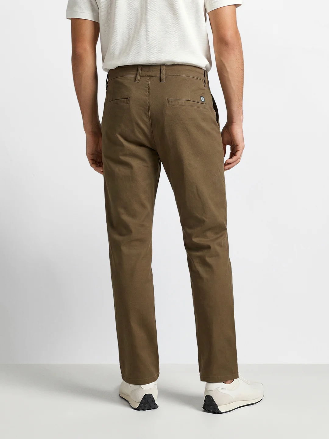 Men's Olive Slim Fit Solid Chino - Image 5