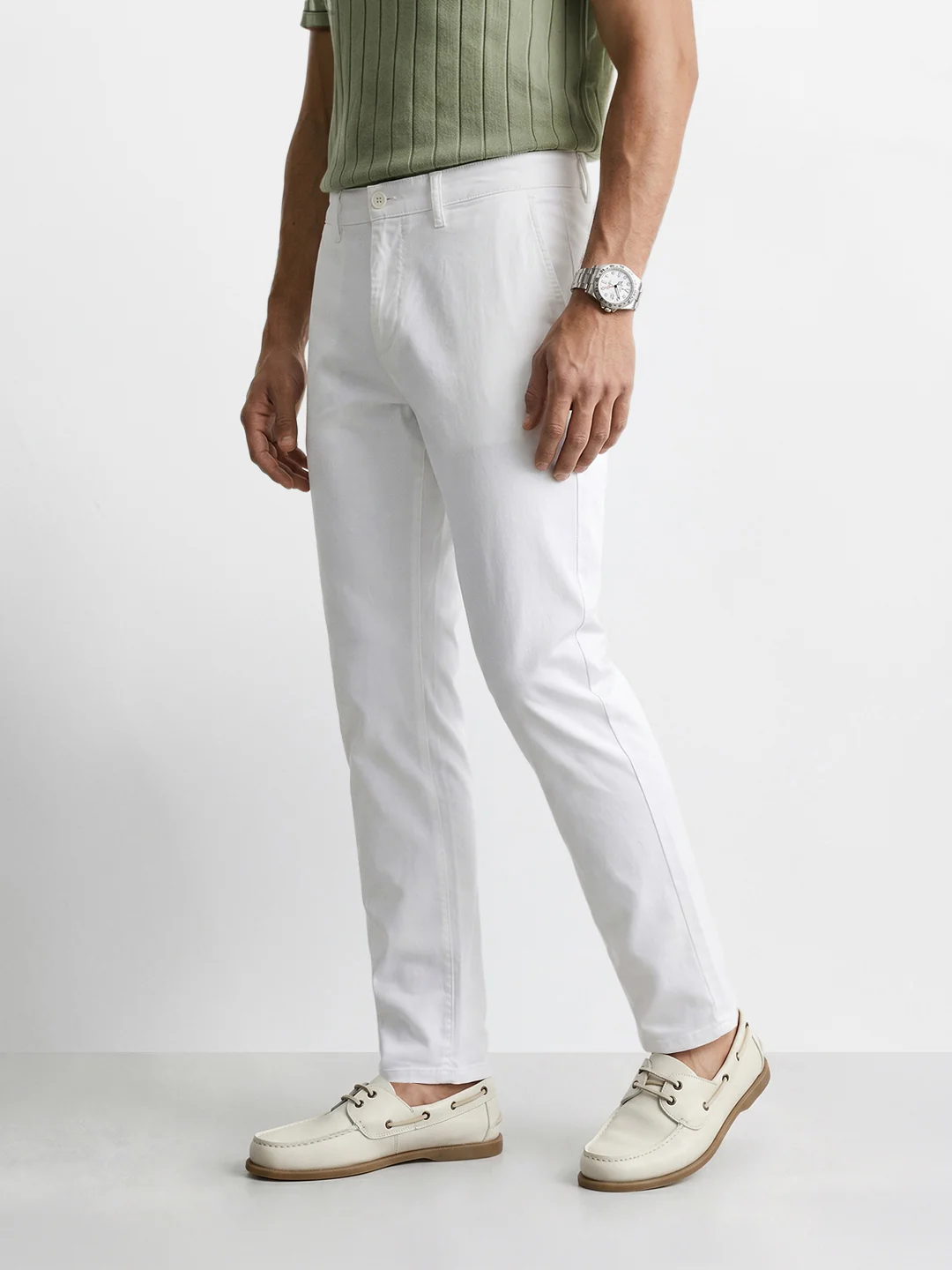 Men's White Slim Fit Solid Chino - Image 4