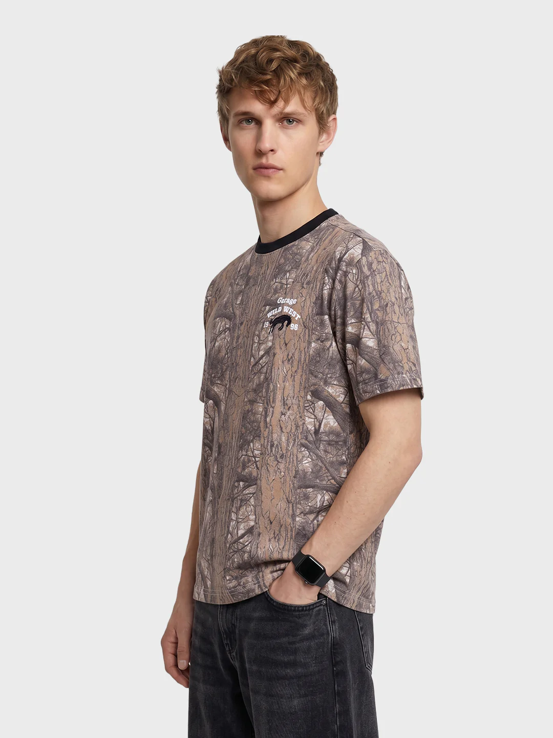 Men's Beige Relaxed Fit Embroidered Casual T-Shirt - Image 4