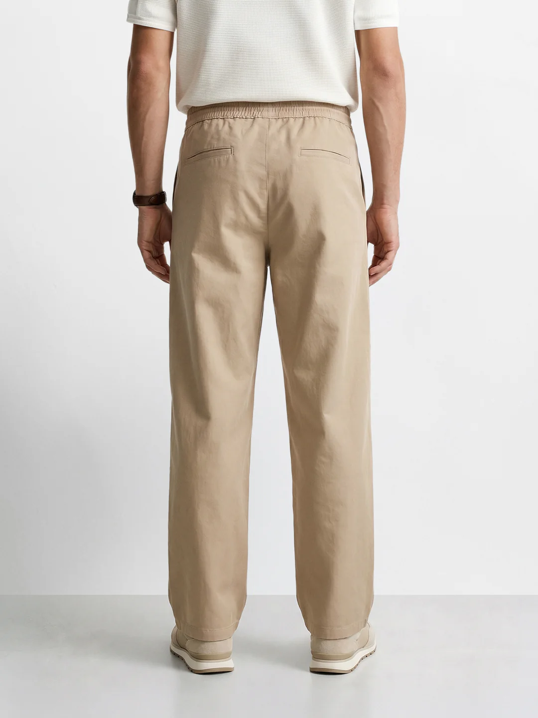 Men's Beige Relaxed Fit Solid Casual Jogger - Image 5