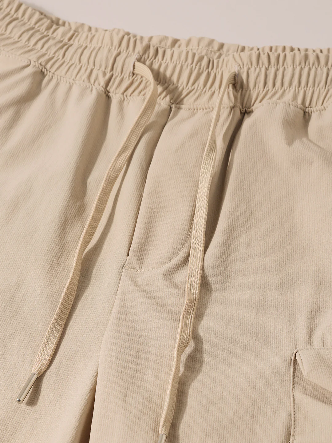 Men's Beige Relaxed Fit Solid Utility Shorts - Image 6