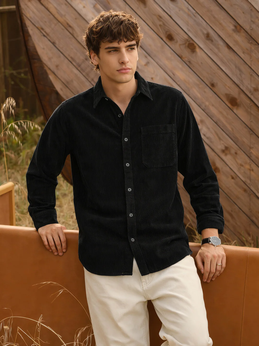 Men's Black Regular Fit Solid Casual Shirt