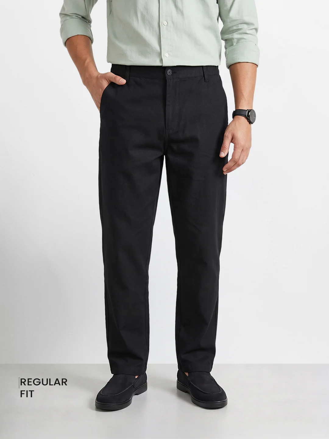 Men's Black Regular Fit Solid Resort Wear Joggers - Image 2