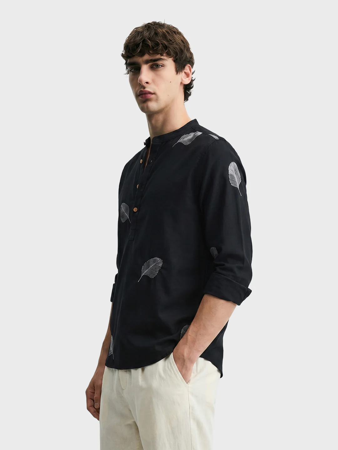 Men's Black Relaxed Fit Embroidered Casual Shirts - Image 4