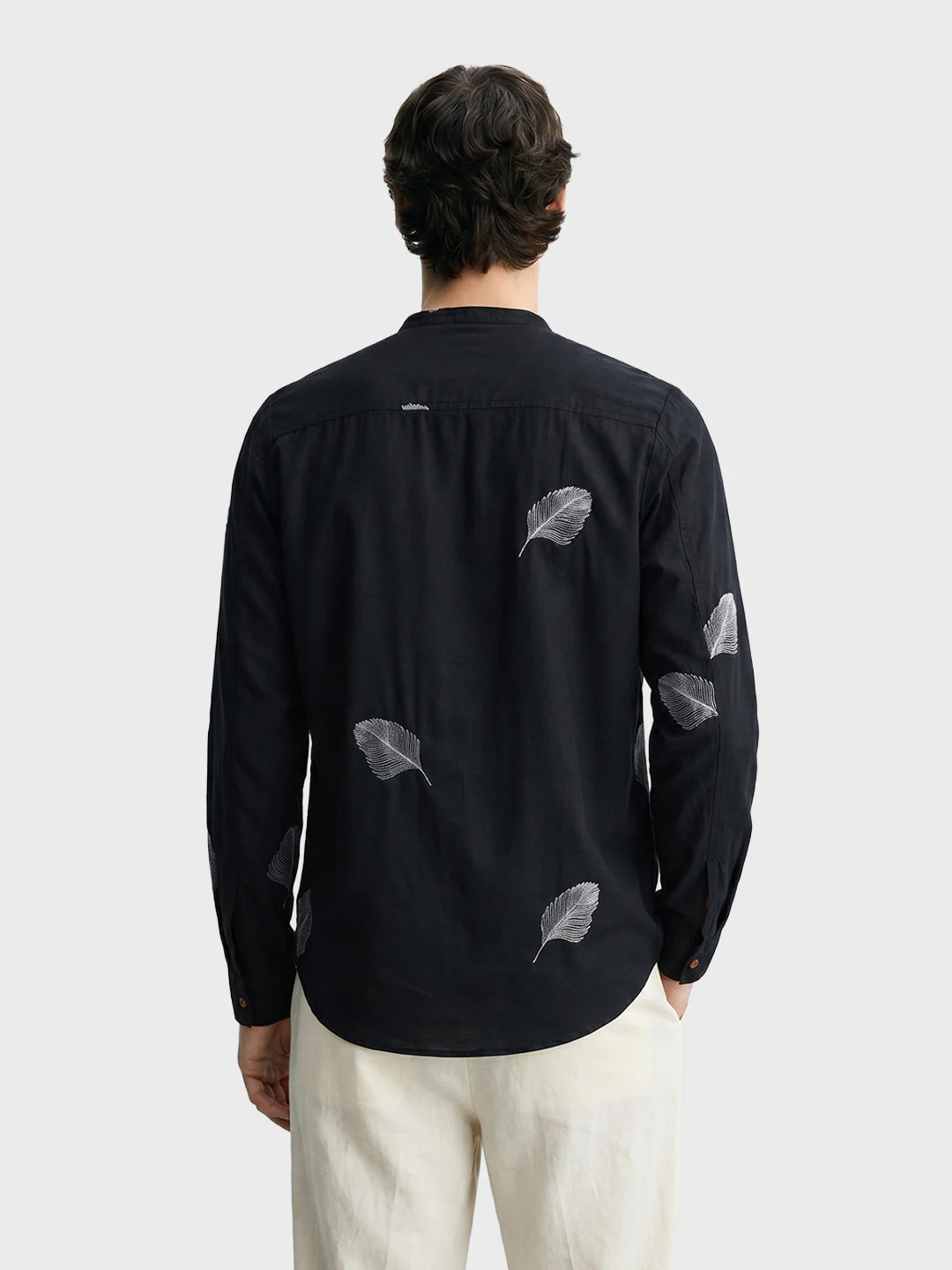 Men's Black Relaxed Fit Embroidered Casual Shirts - Image 5