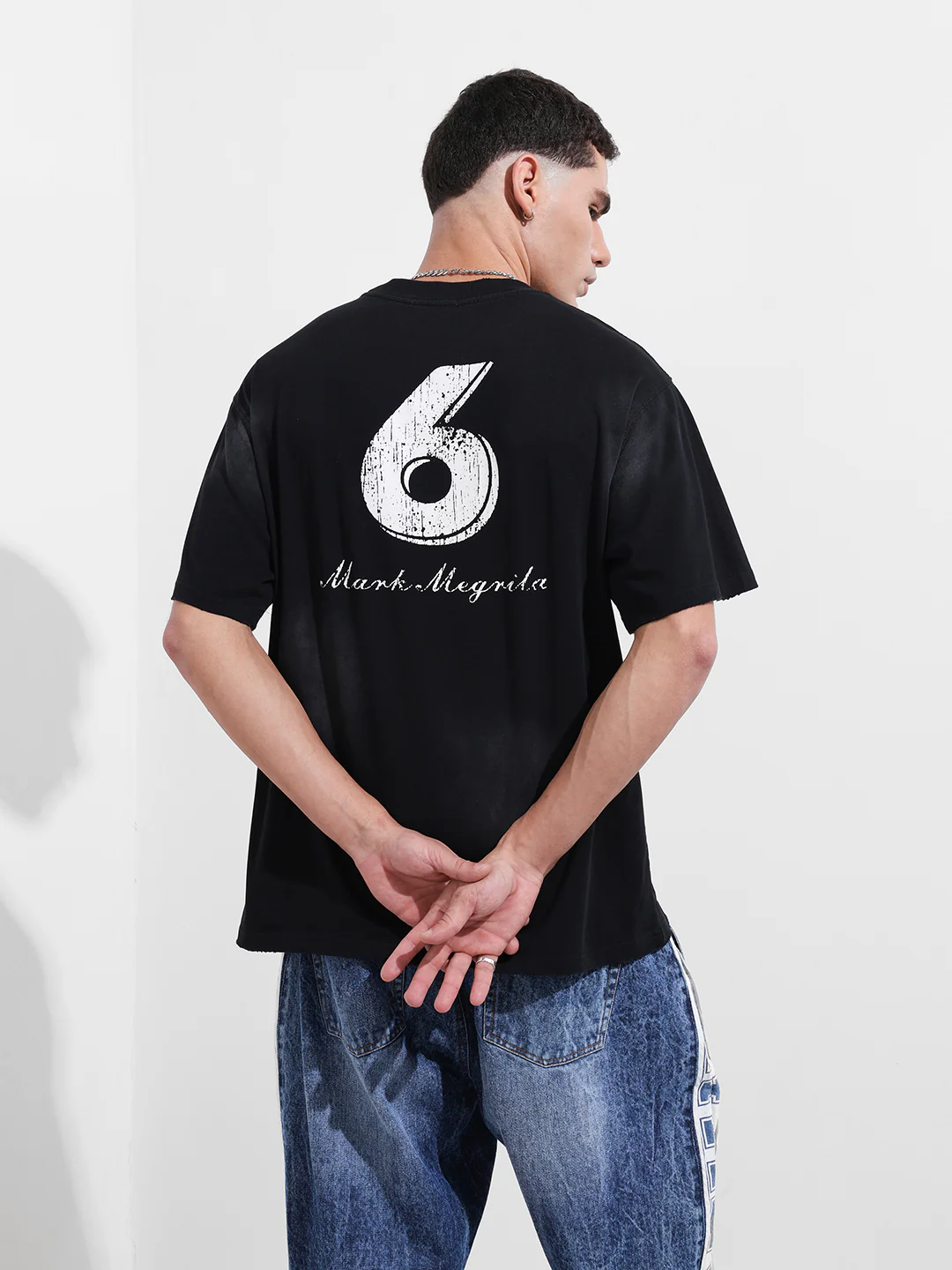 Men's Black Relaxed Fit Graphic Printed 240 GSM Street Wear T-Shirt - Image 3