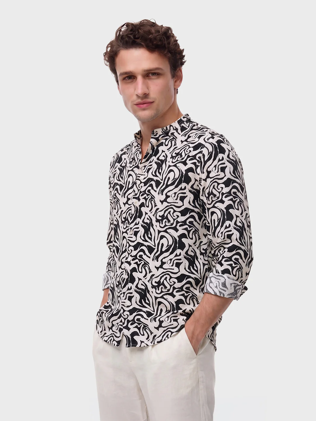 Men's Black Relaxed Fit Printed Casual Shirt - Image 4
