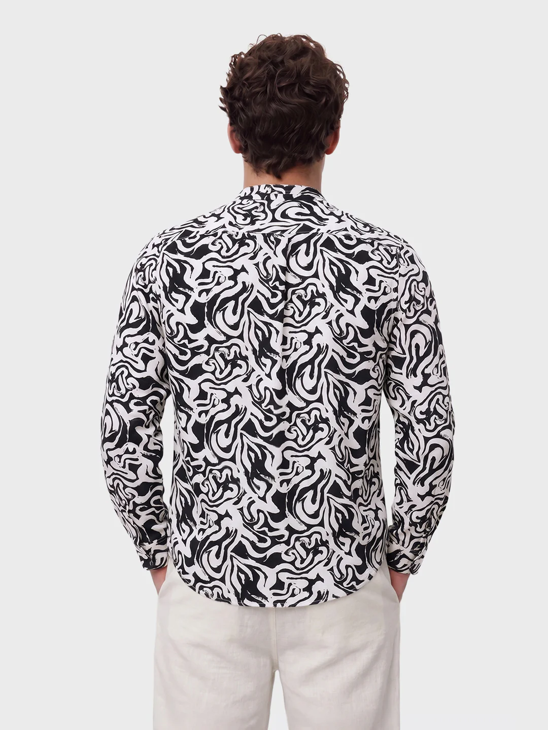 Men's Black Relaxed Fit Printed Casual Shirt - Image 5