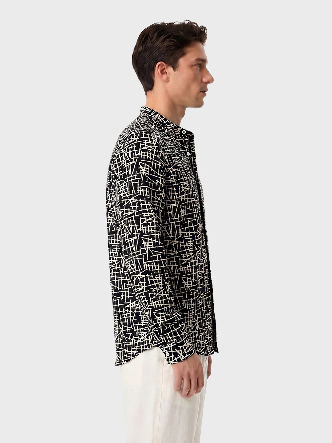 Men's Black Regular Fit Printed Casual Shirt - Image 4