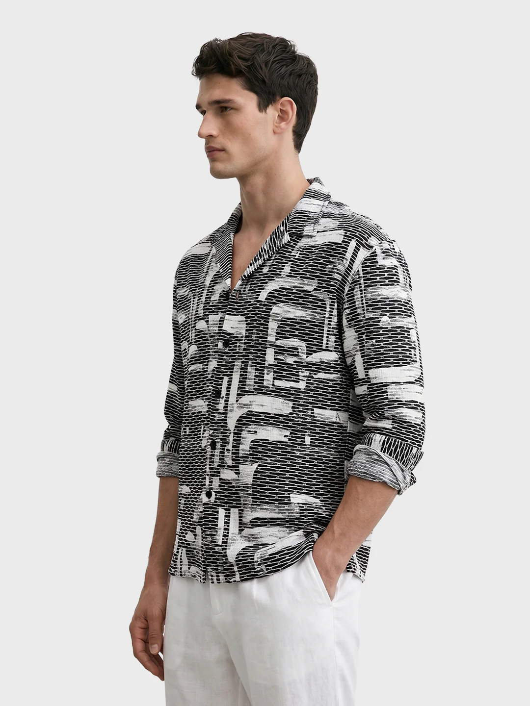 Men's Black Relaxed Fit Solid Casual Shirt - Image 4