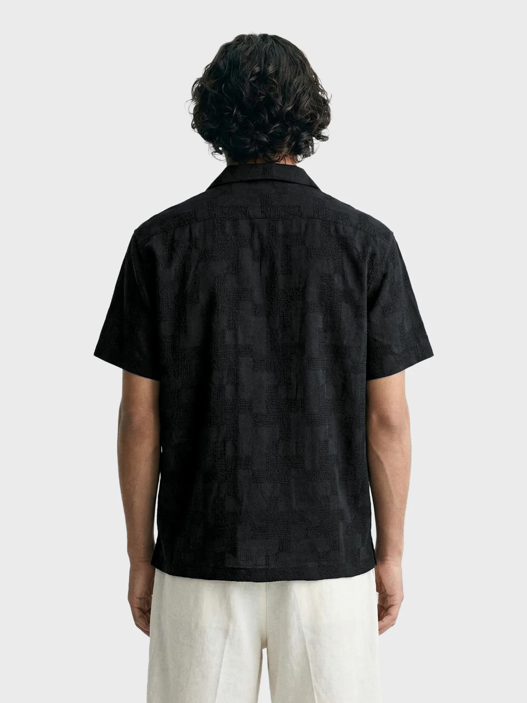 Men's Black Relaxed Fit Solid Casual Shirt - Image 5