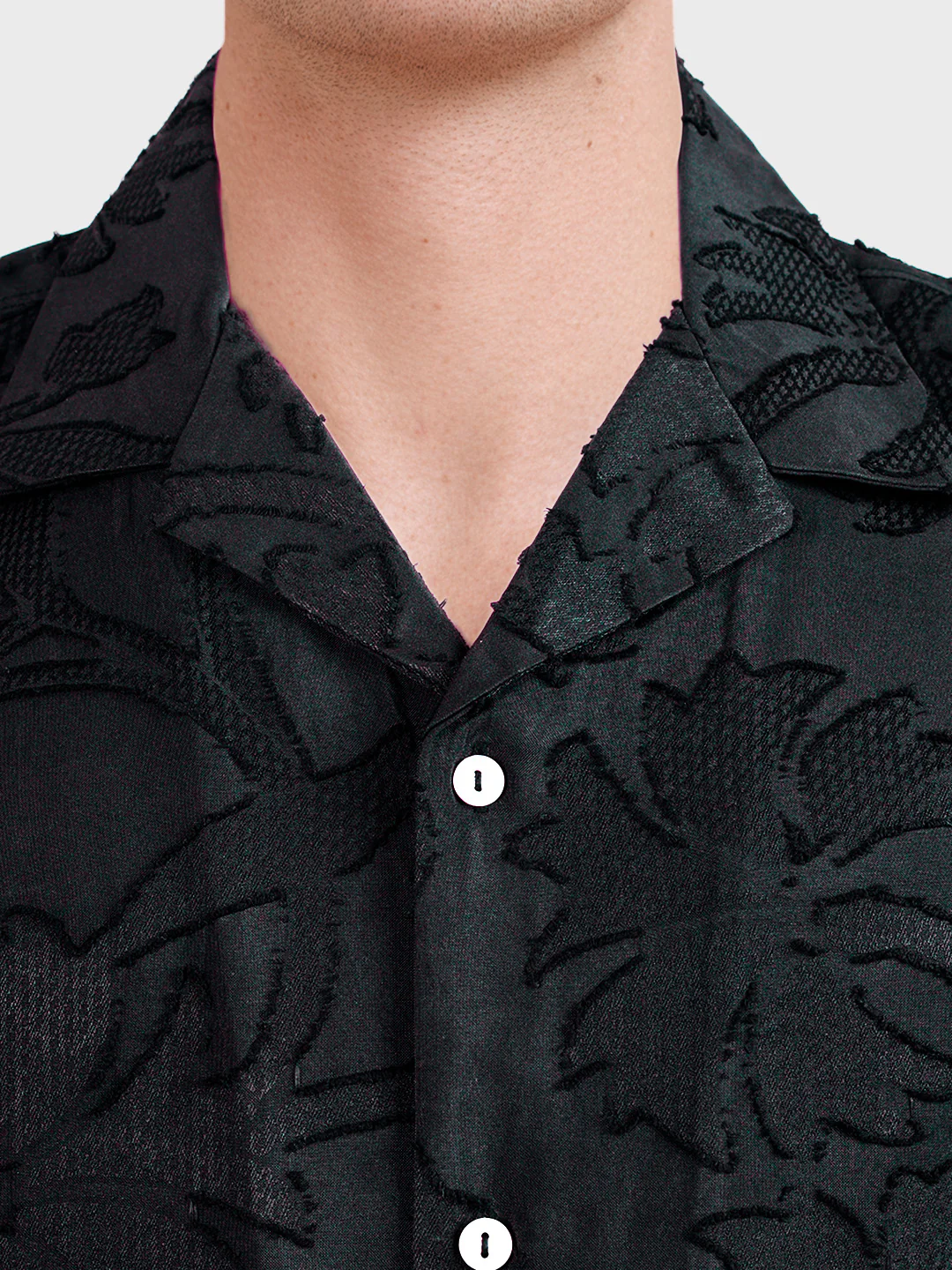 Men's Black Relaxed Fit Solid Casual Shirt - Image 3