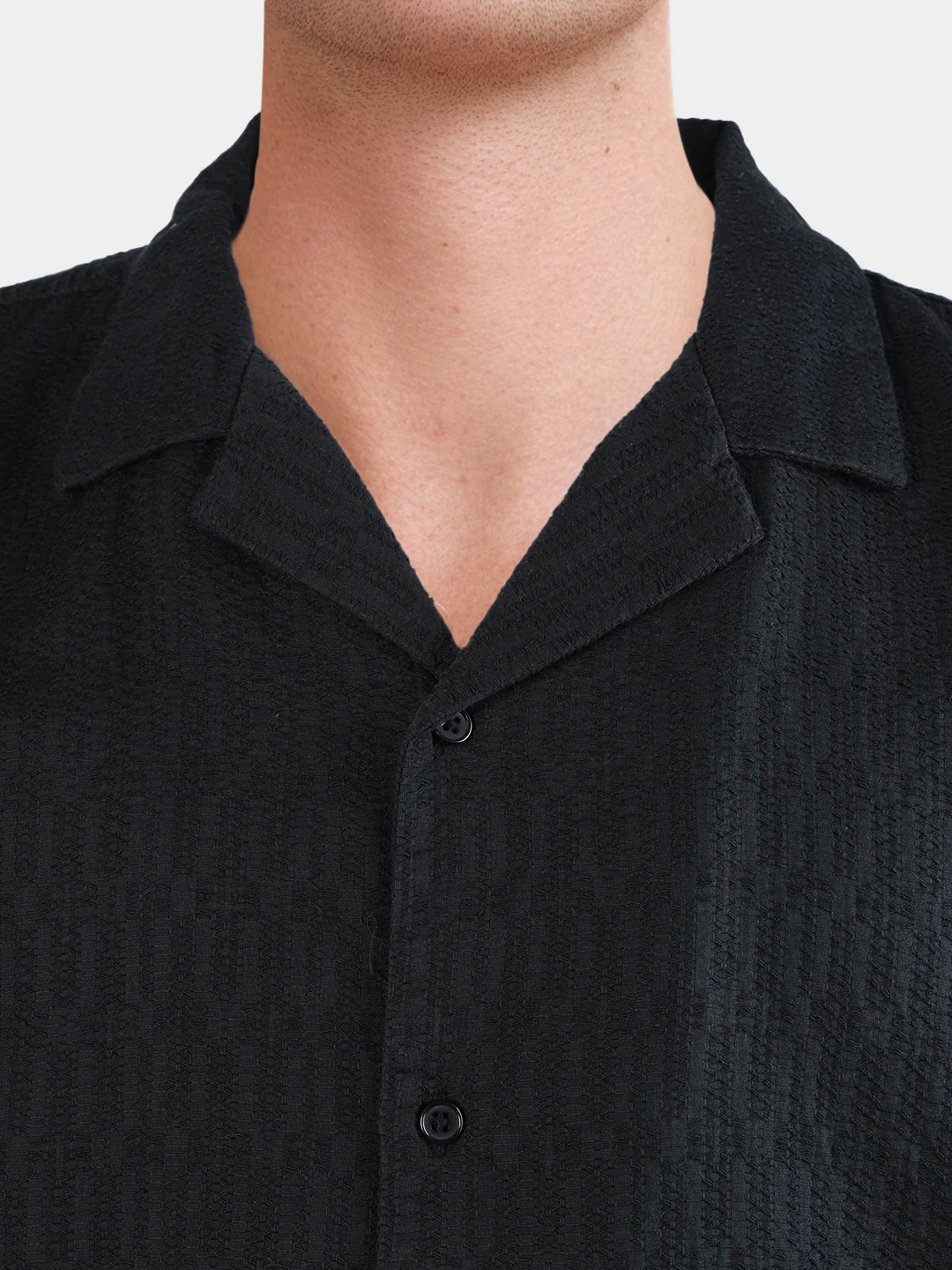 Men's Black Relaxed Fit Solid Casual Shirt - Image 3