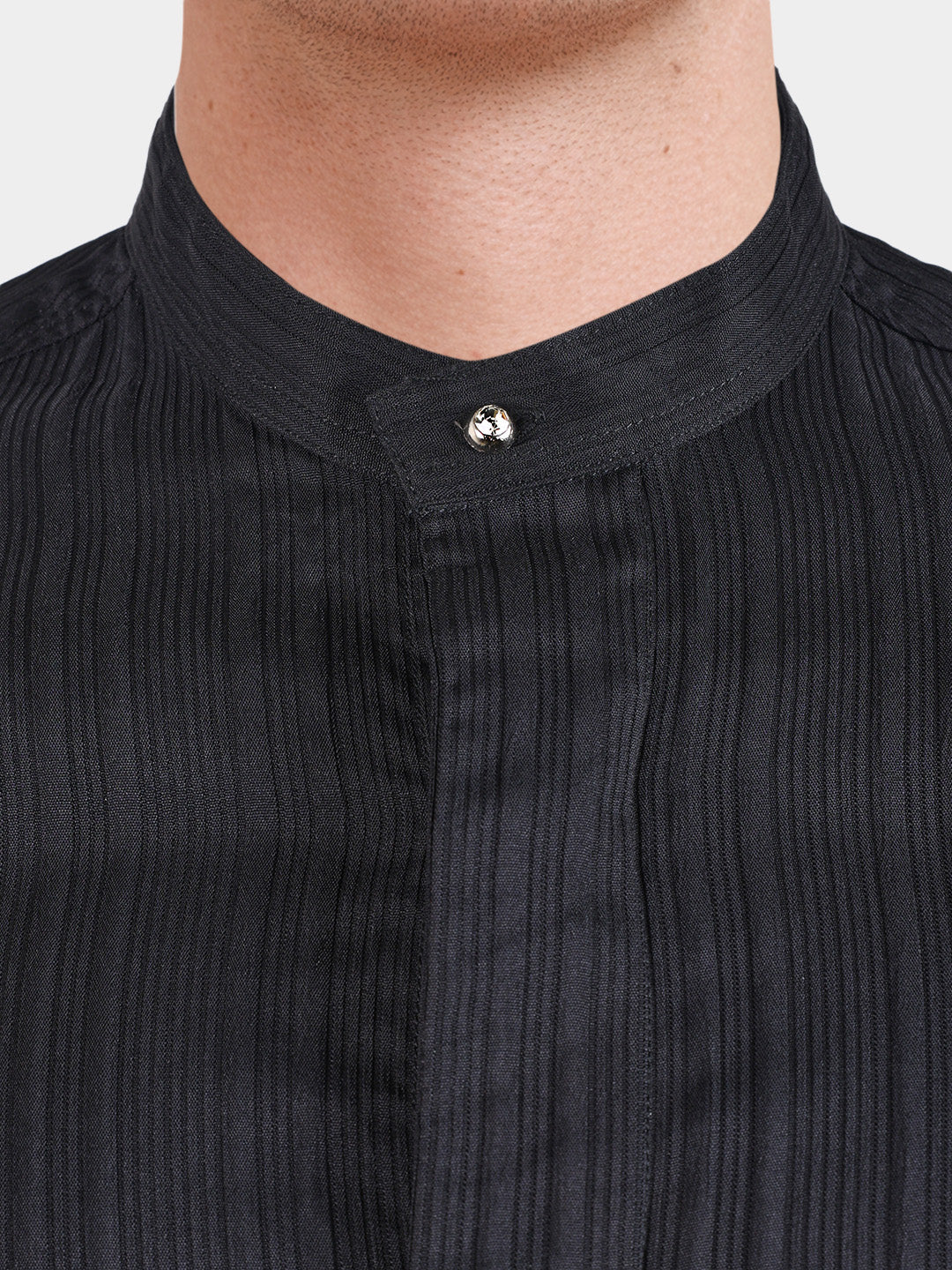 Men's Black Slim Fit Solid Casual Shirt - Image 3