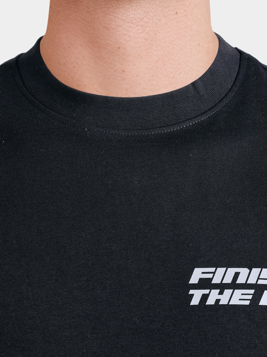 Men's Black Relaxed Fit Solid Casual T-Shirts - Image 3