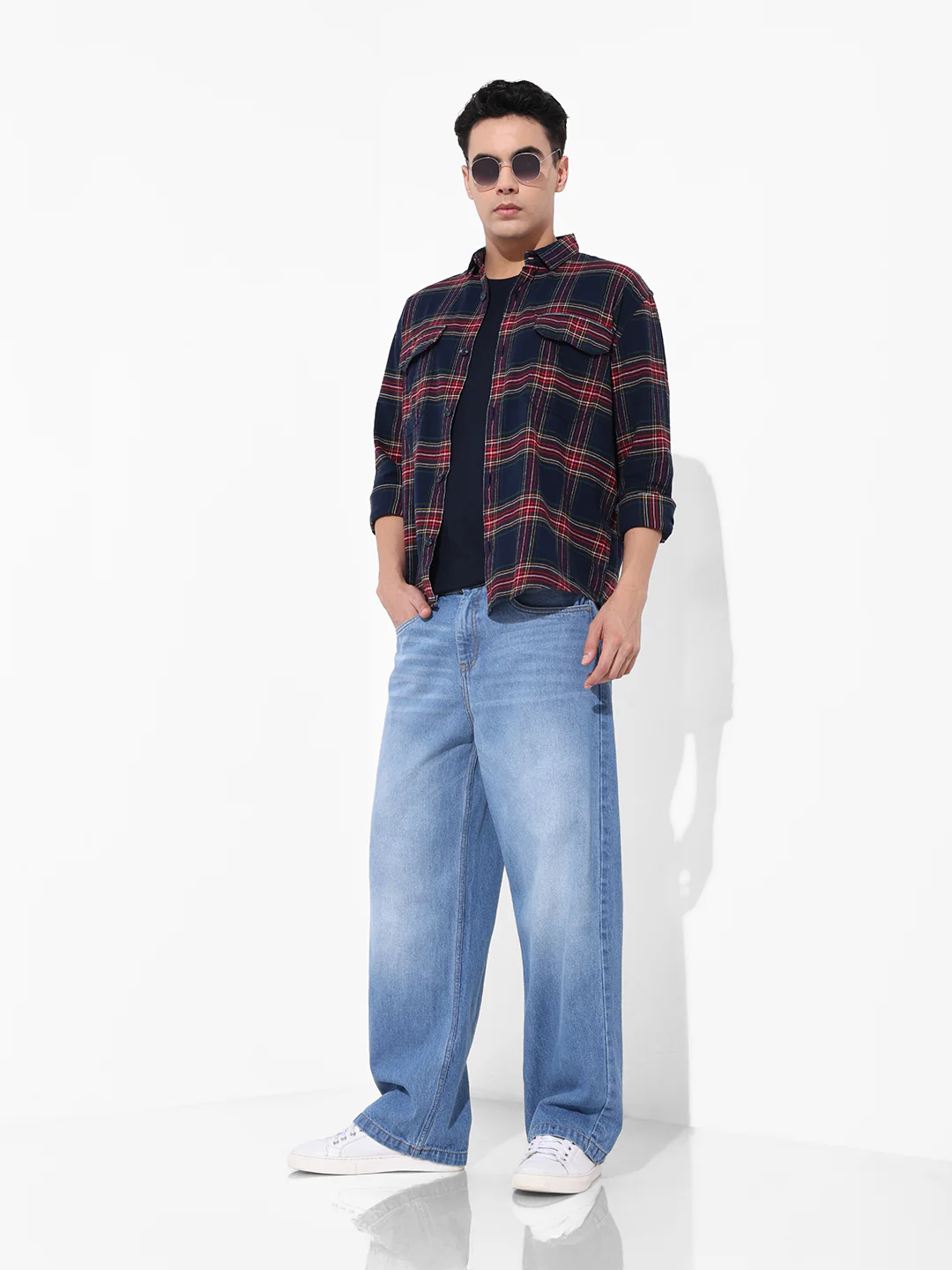 Men's Blue Baggy Fit Solid Casual Jeans - Image 2