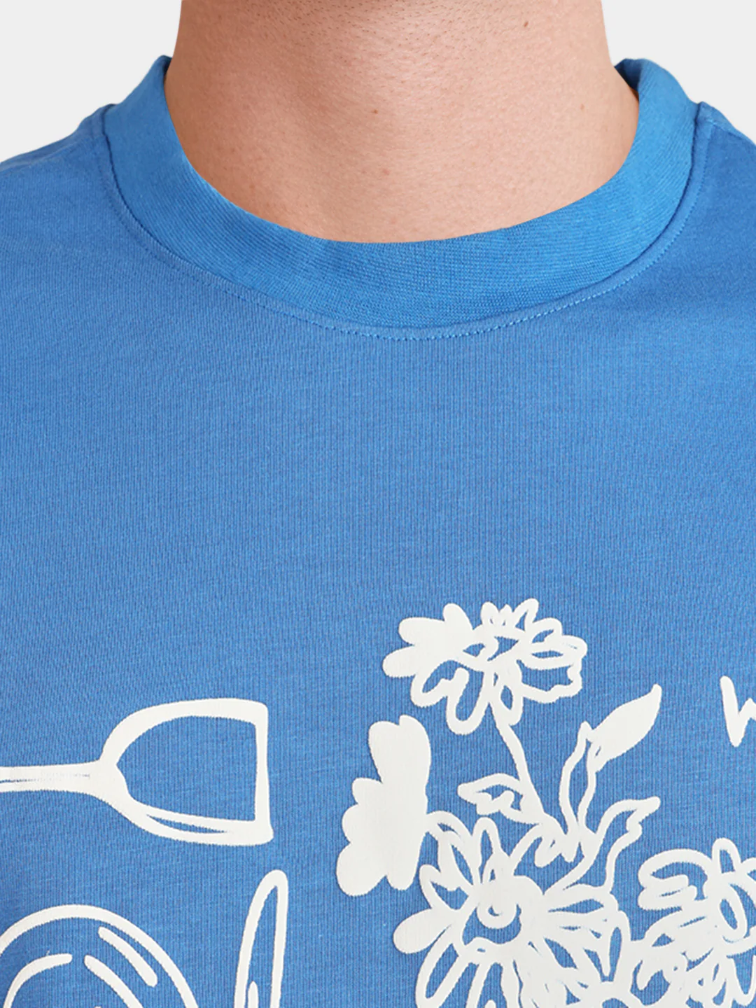 Men's Blue Relaxed Fit Graphic Printed Casual T-Shirt - Image 3