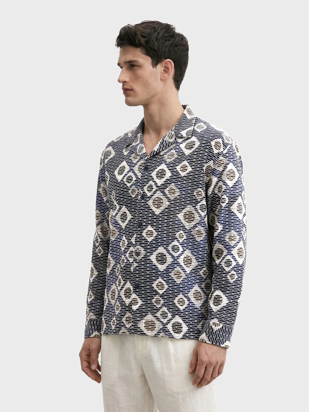 Men's Blue Relaxed Fit Solid Casual Shirt - Image 4