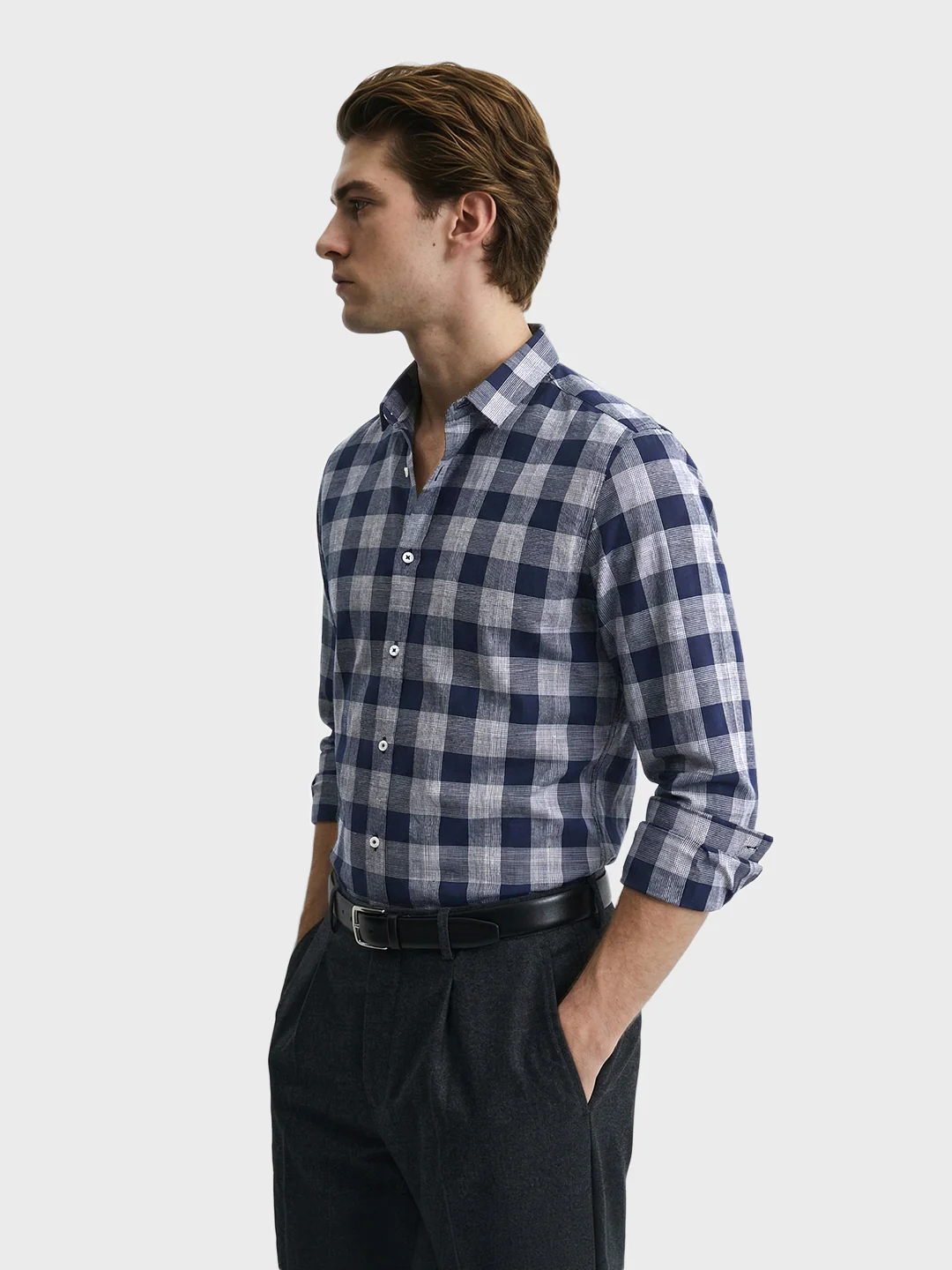 Men's Navy Blue Slim Fit Checked Casual Shirt - Image 4