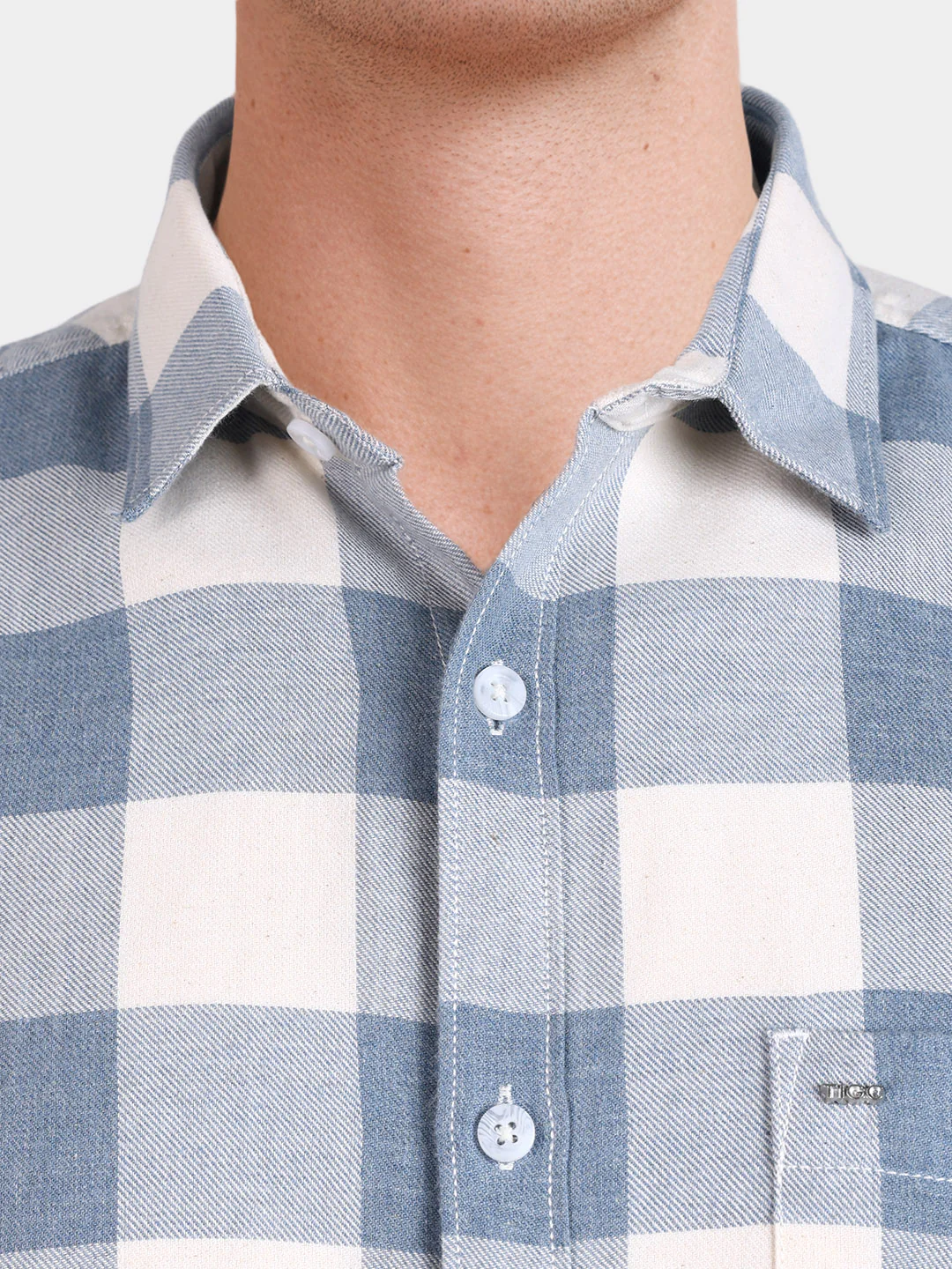 Men's Blue Slim Fit Checkered Casual Shirt - Image 3