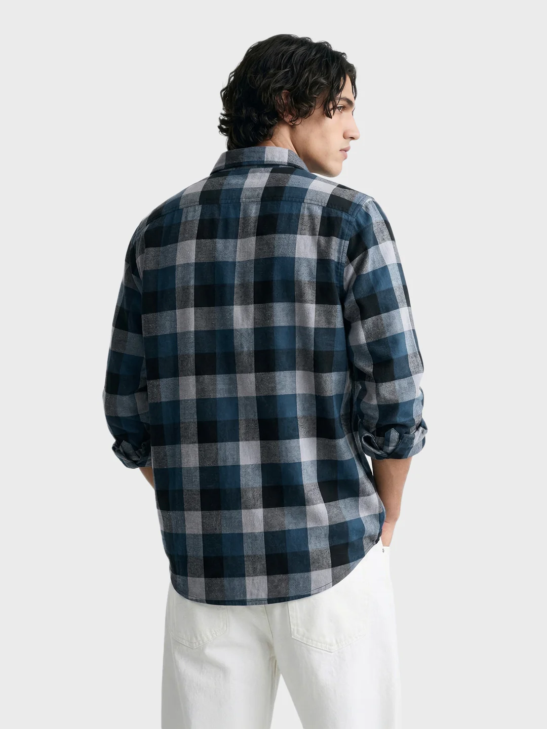 Men's Navy Blue Slim Fit Checkered Casual Shirt - Image 5