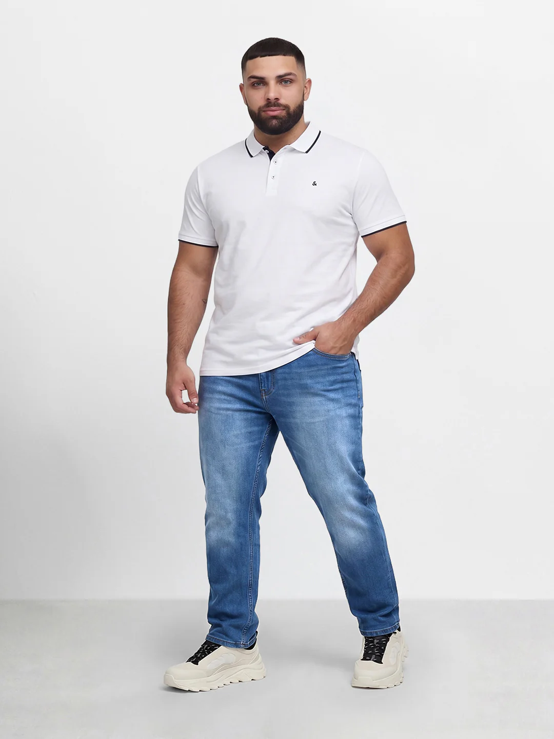 Men's Blue Slim Fit Solid Casual Jeans - Image 4
