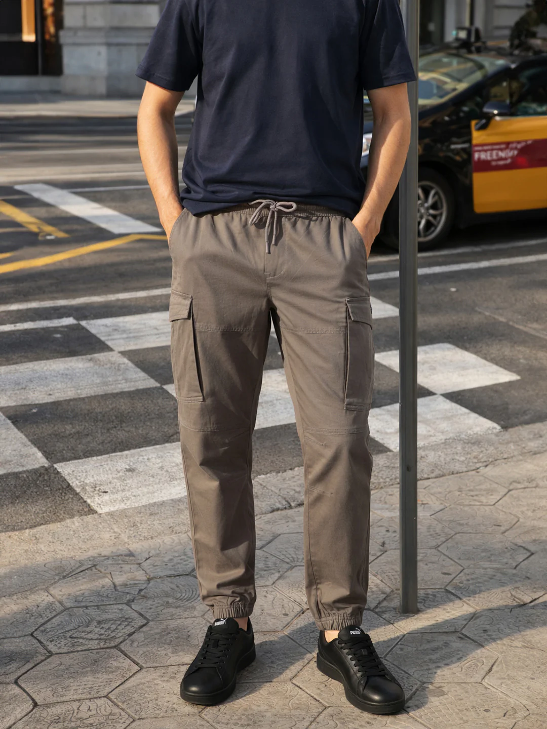 Men's Brown Regular Fit Solid Utility Cargo