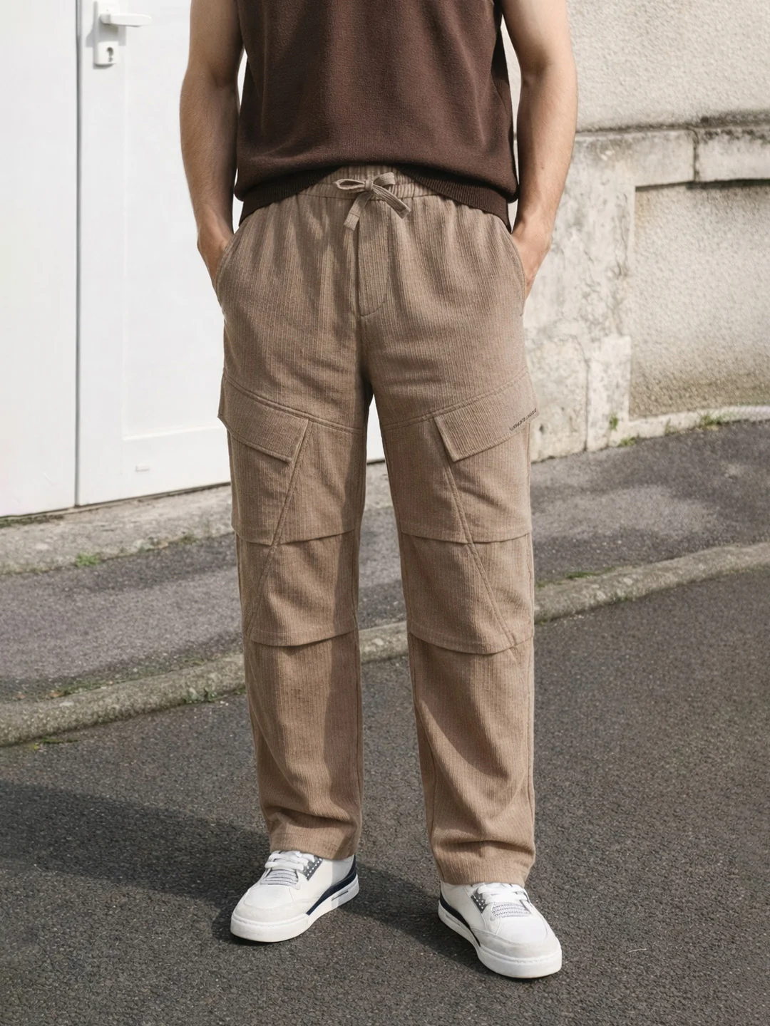 Men's Brown Relaxed Fit Solid Utility Cargo