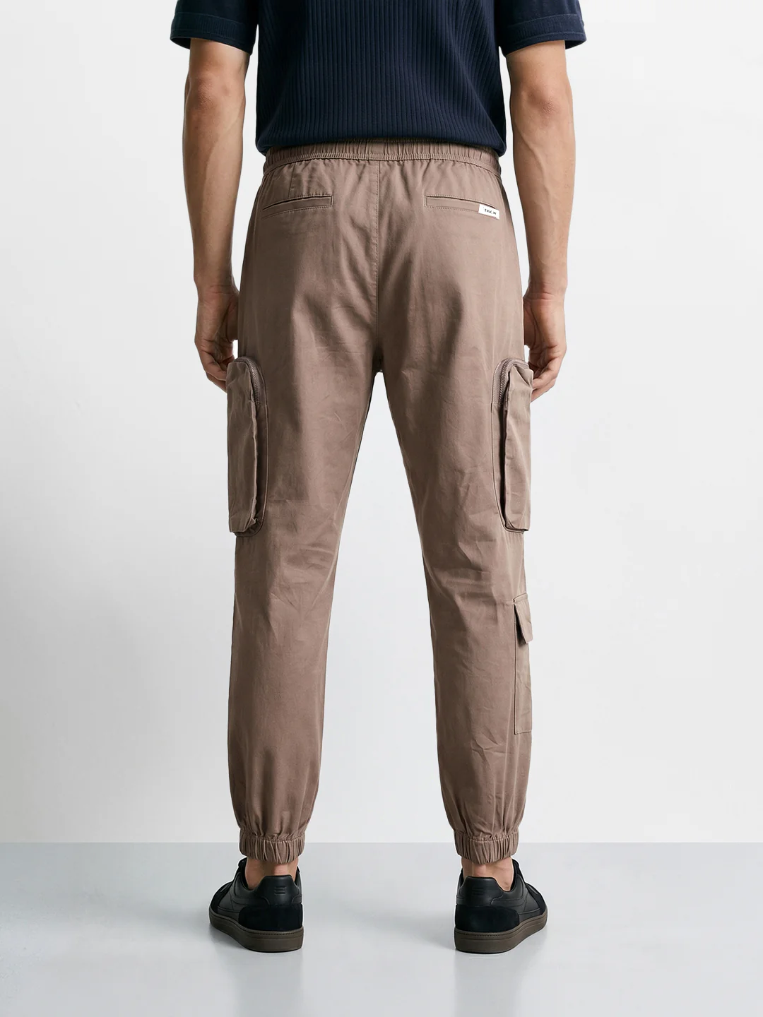 Men's Brown Relaxed Fit Solid Utility Cargo - Image 5