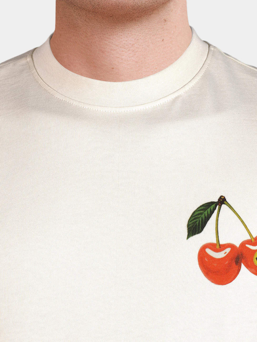 Men's Cream Relaxed Fit Graphic Printed Casual T-Shirt - Image 3