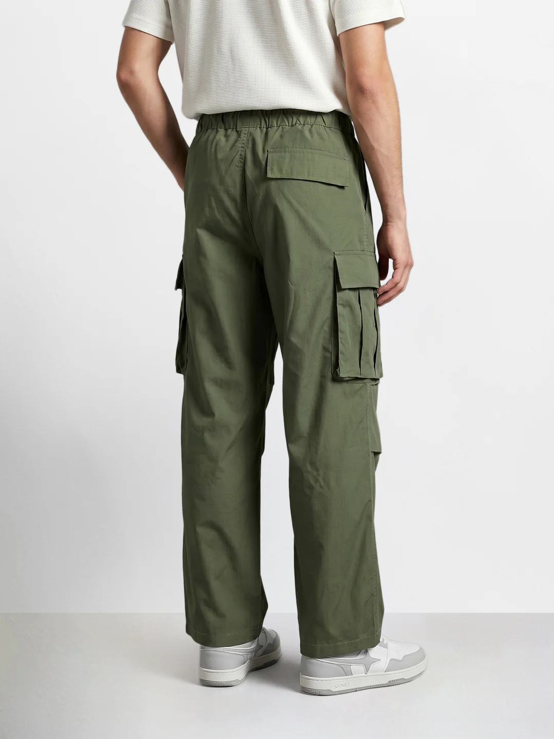 Men's Green Baggy Fit Textured Utility Joggers - Image 5