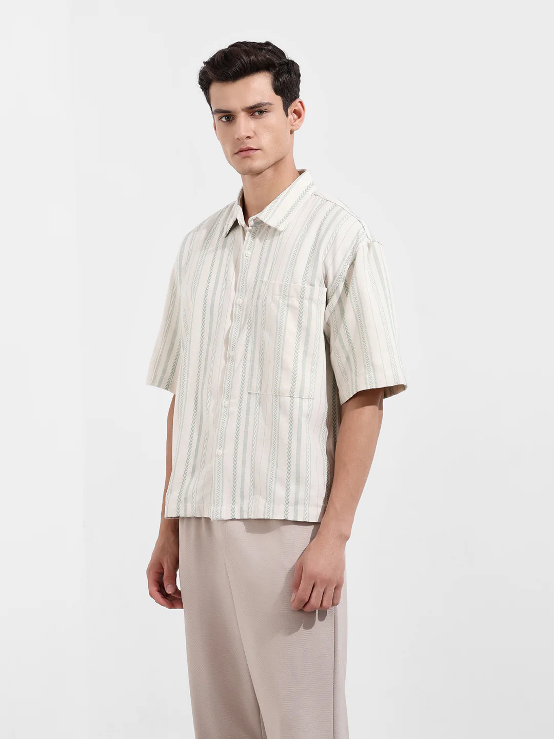 Men's Green Boxy Fit Resort Wear Textured Shirt - Image 5