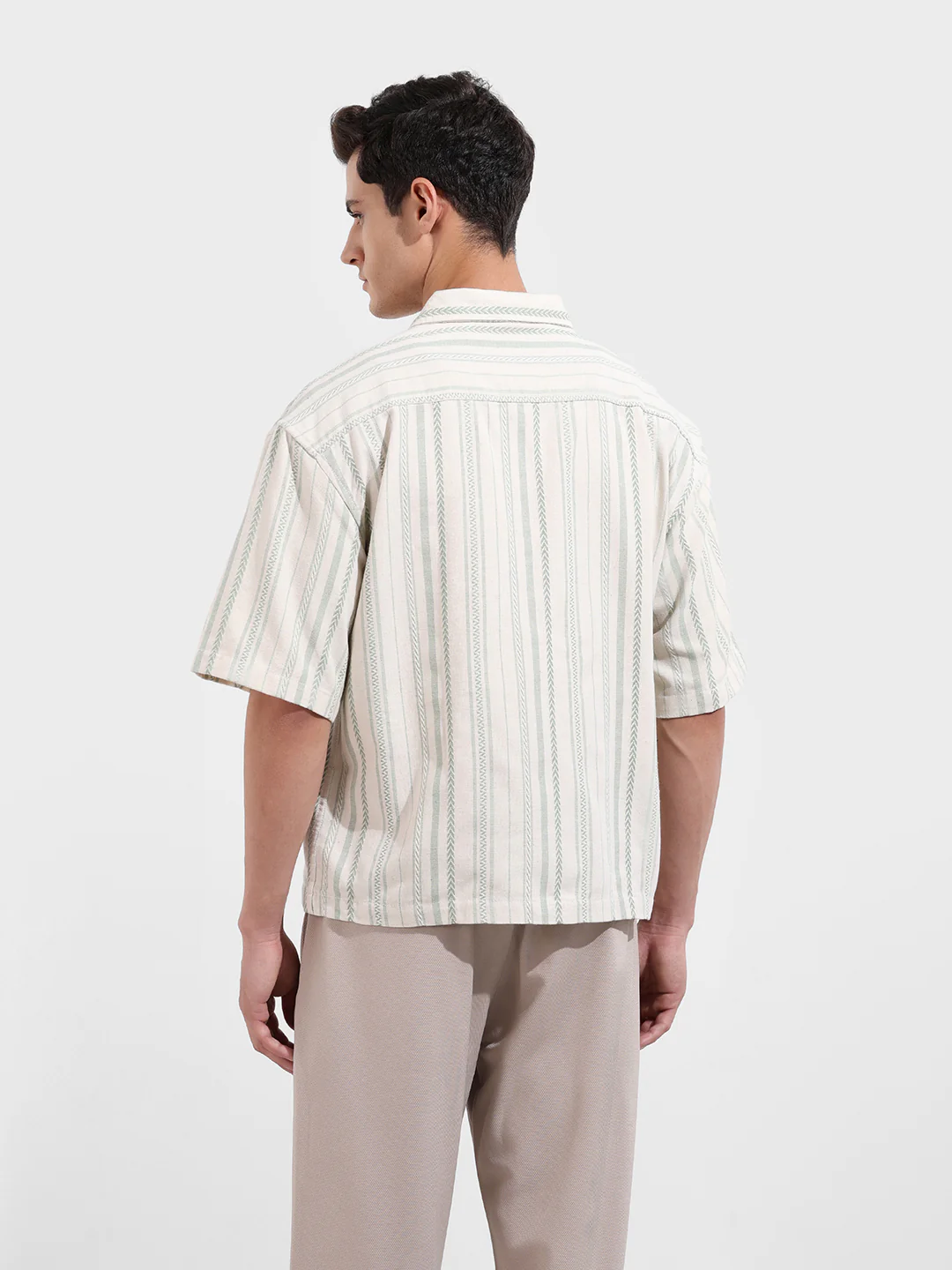 Men's Green Boxy Fit Resort Wear Textured Shirt - Image 7