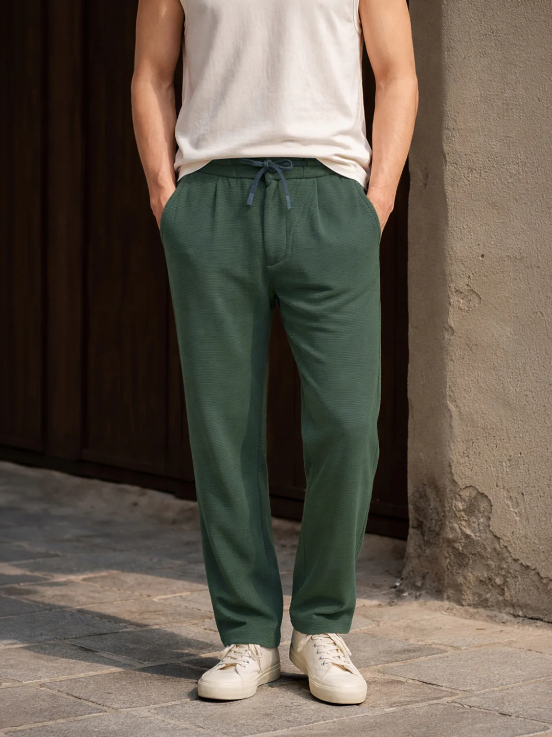 Men's Green Loose Fit Solid Casual Joggers