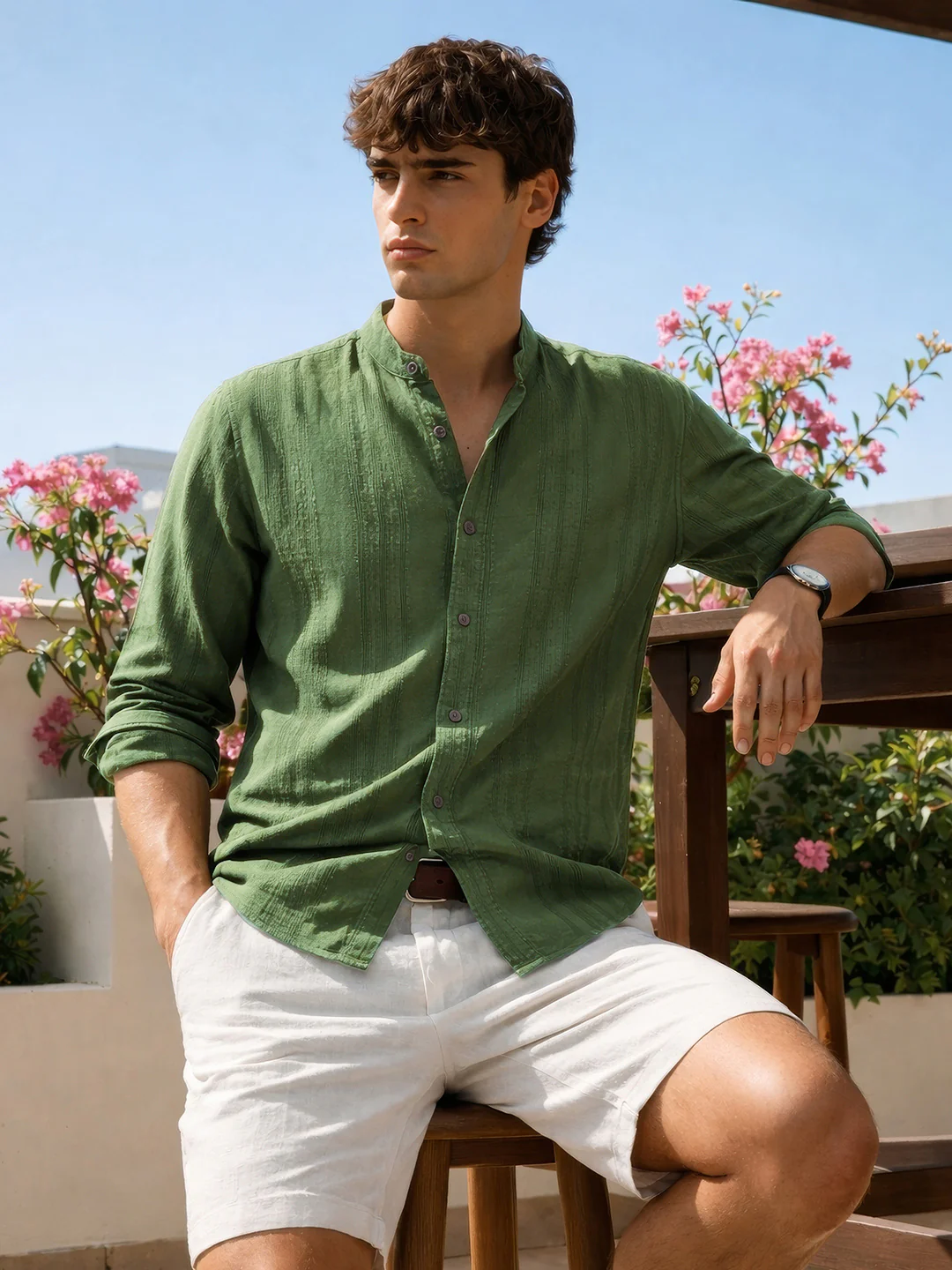 Men's Green Regular Fit Solid Casual Shirt