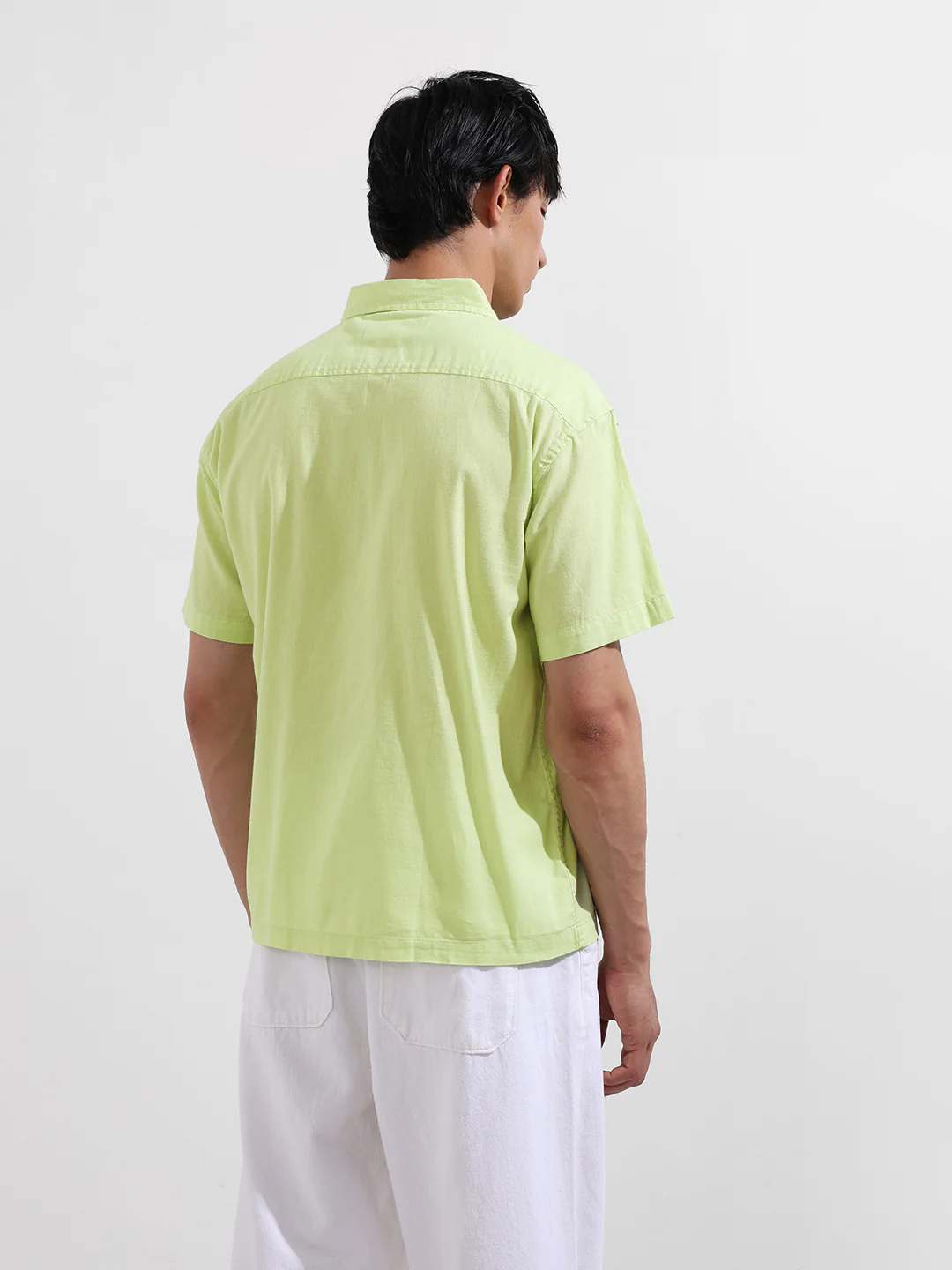 Men's Green Relaxed Fit Casual Shirt - Image 7