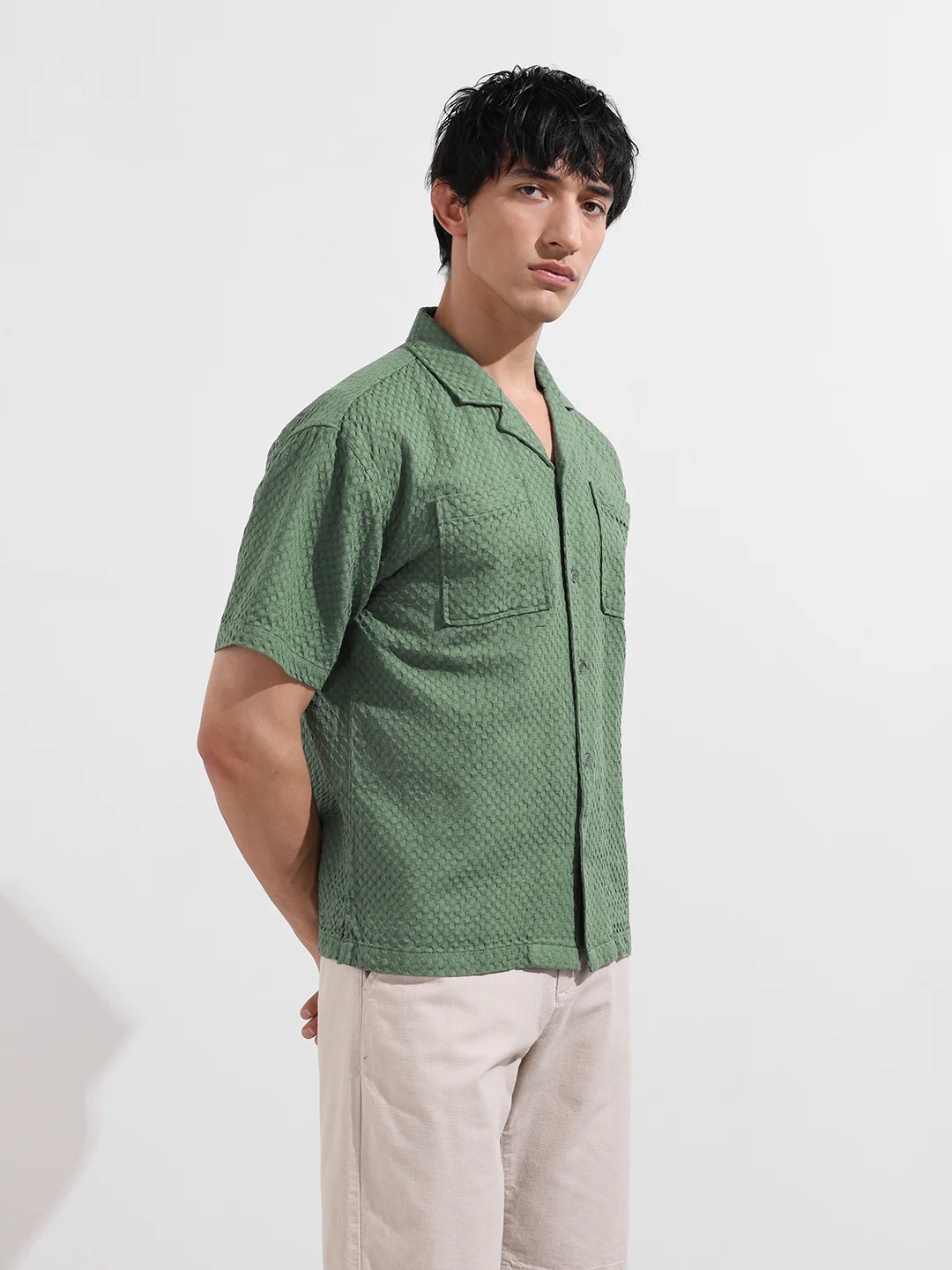 Men's Green Relaxed Fit Geometric Print Resort Wear Shirt - Image 4