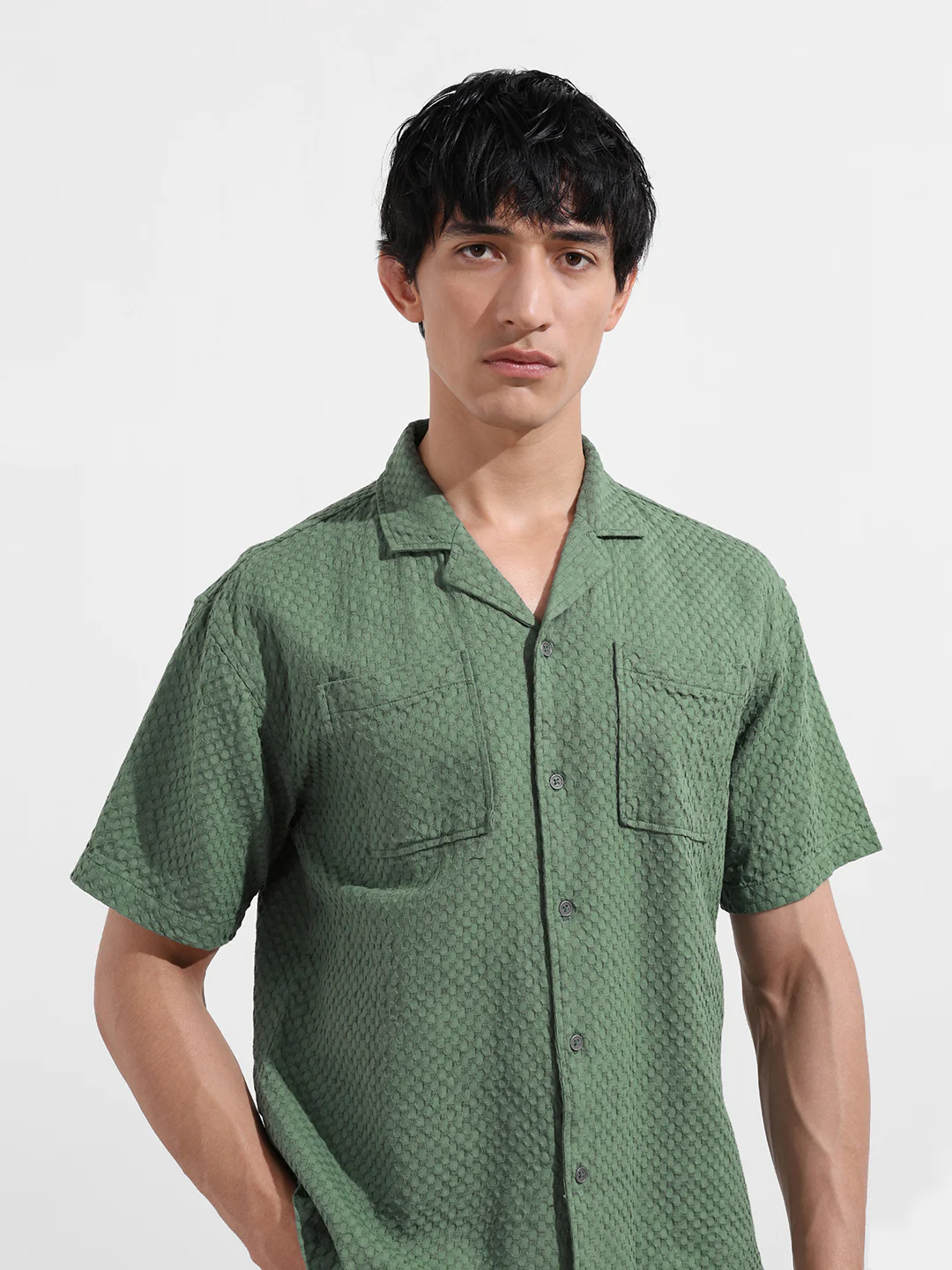Men's Green Relaxed Fit Geometric Print Resort Wear Shirt - Image 5