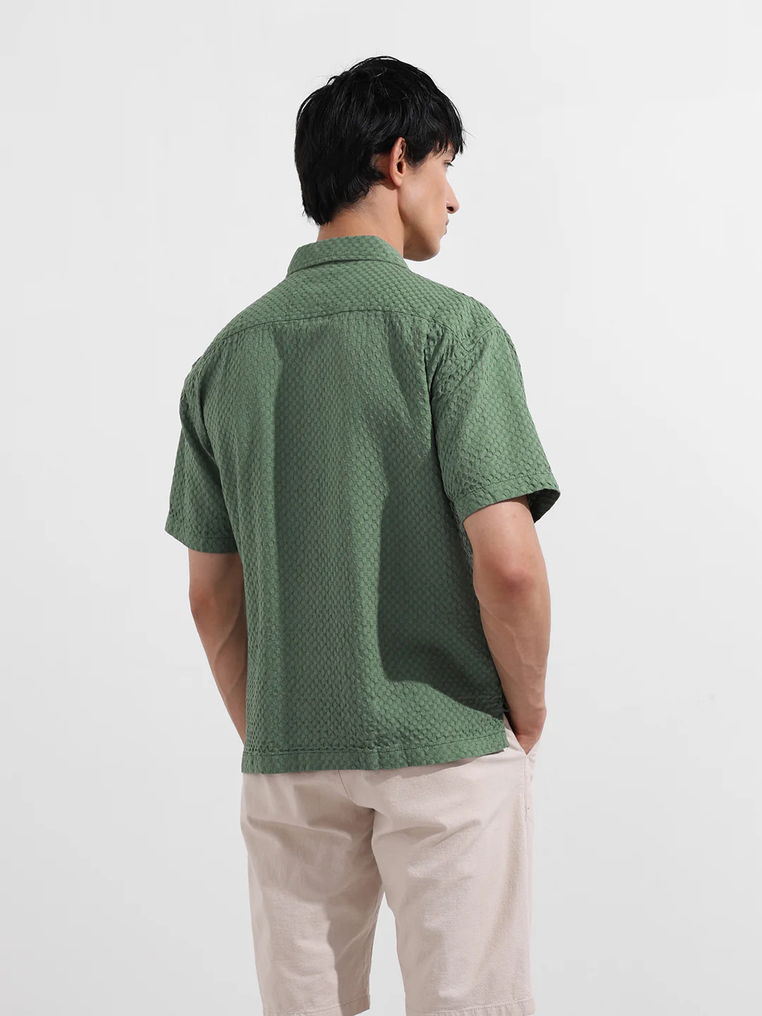 Men's Green Relaxed Fit Geometric Print Resort Wear Shirt - Image 6