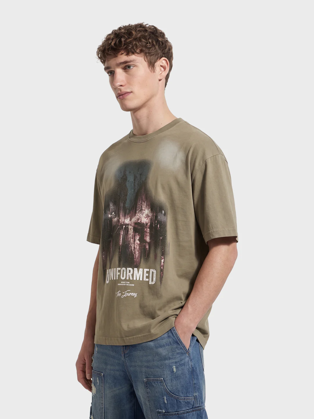 Men's Green Relaxed Fit Graphic Printed 240 GSM Street Wear T-Shirt - Image 4