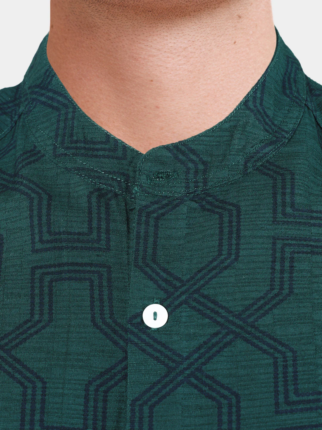 Men's Green Relaxed Fit Printed Casual Shirt - Image 3