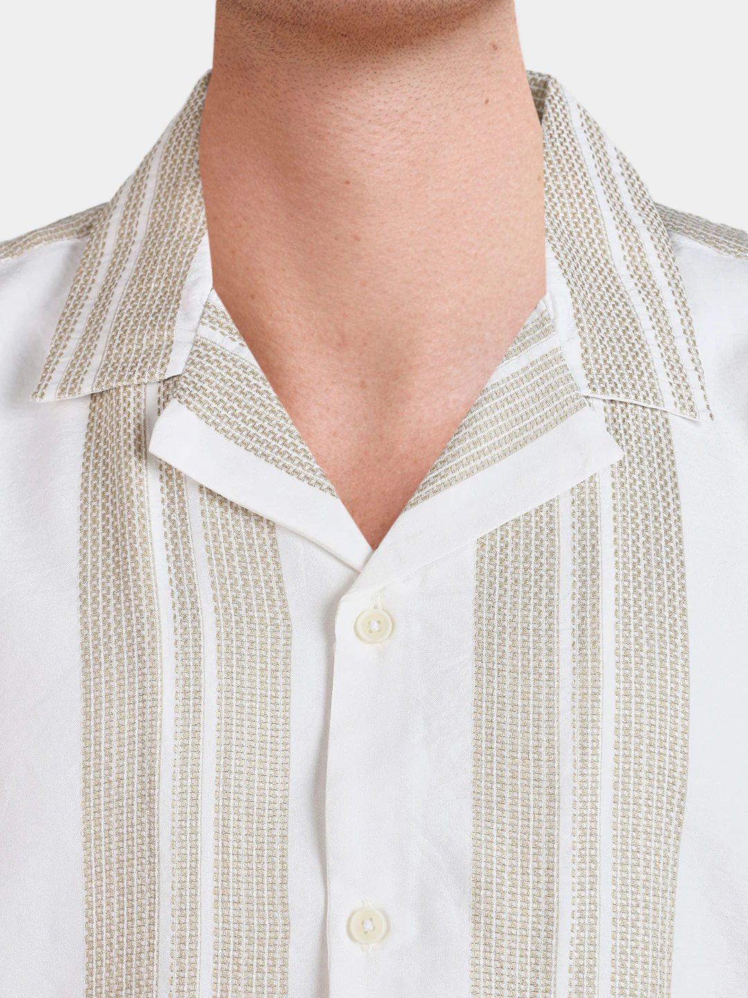 Men's Green Relaxed Fit Striped Resort Wear Shirt - Image 3