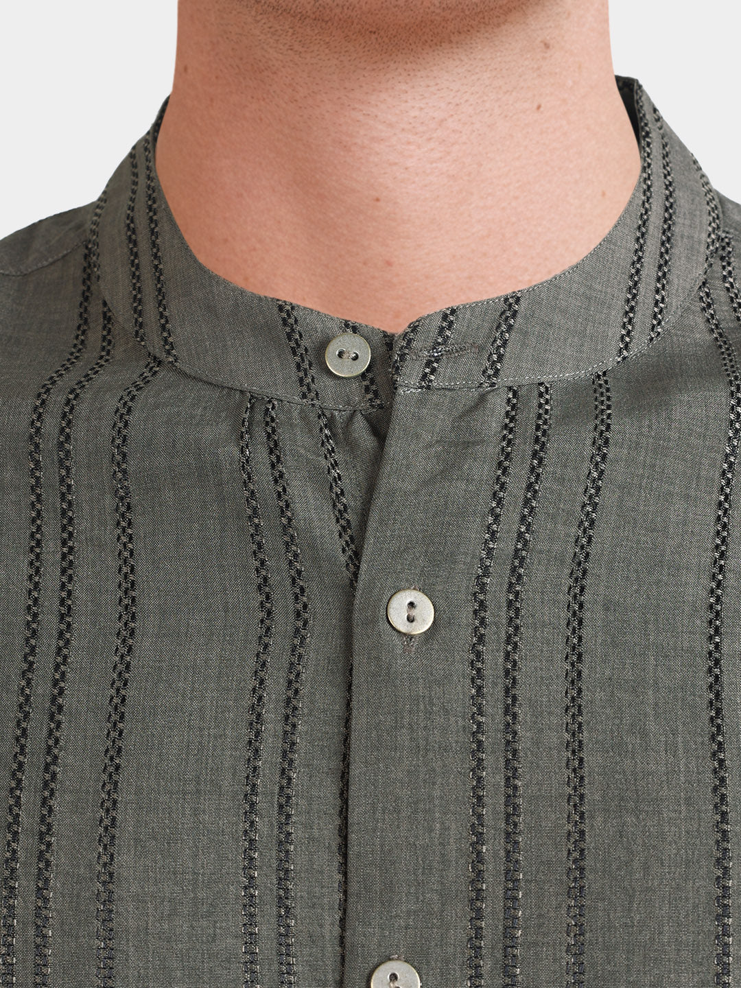 Men's Green Relaxed Fit Vertical Stripes Resort Wear Shirt - Image 3
