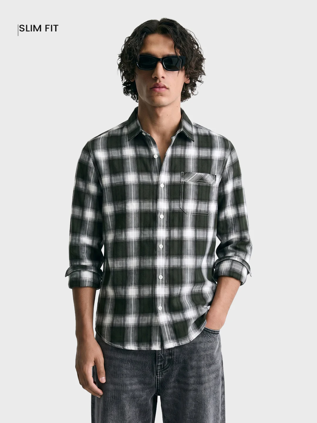 Men's Green Slim Fit Checkered Casual Shirt - Image 2