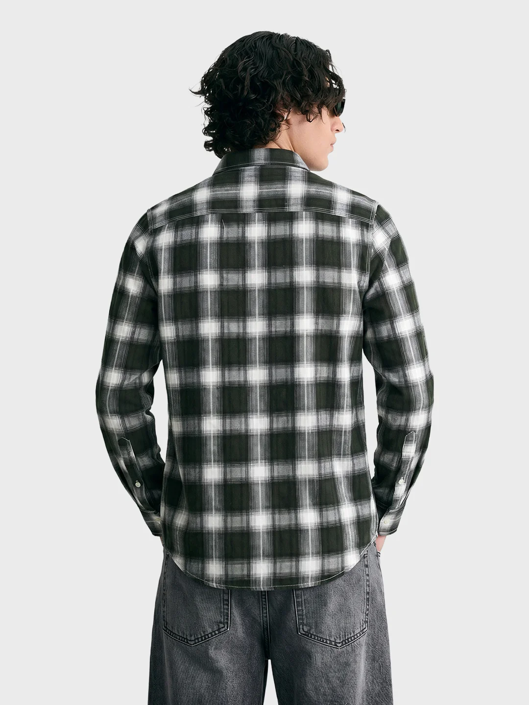 Men's Green Slim Fit Checkered Casual Shirt - Image 5